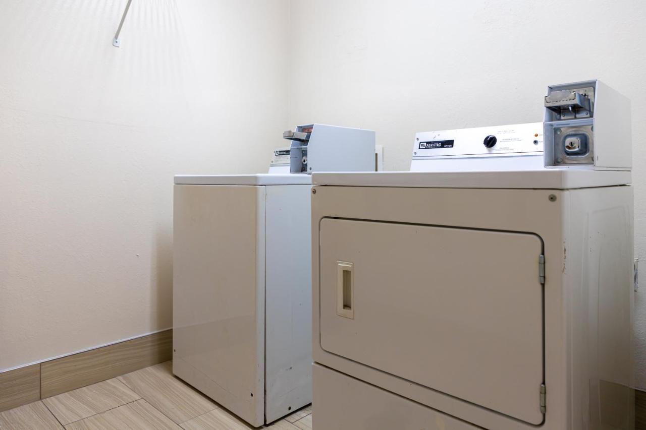 Red Roof Inn Plus+ & Suites Savannah - I-95 Τζώρτζταουν Εξωτερικό φωτογραφία